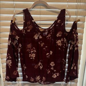 Arizona Jean Company Burgundy Floral Cold Shoulder Blouse